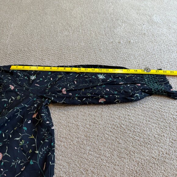 NWT Tuckernuck Teagan Shirt Top Campden Vine Ruffle V-Neck Black Floral Boho XL - Picture 12 of 16